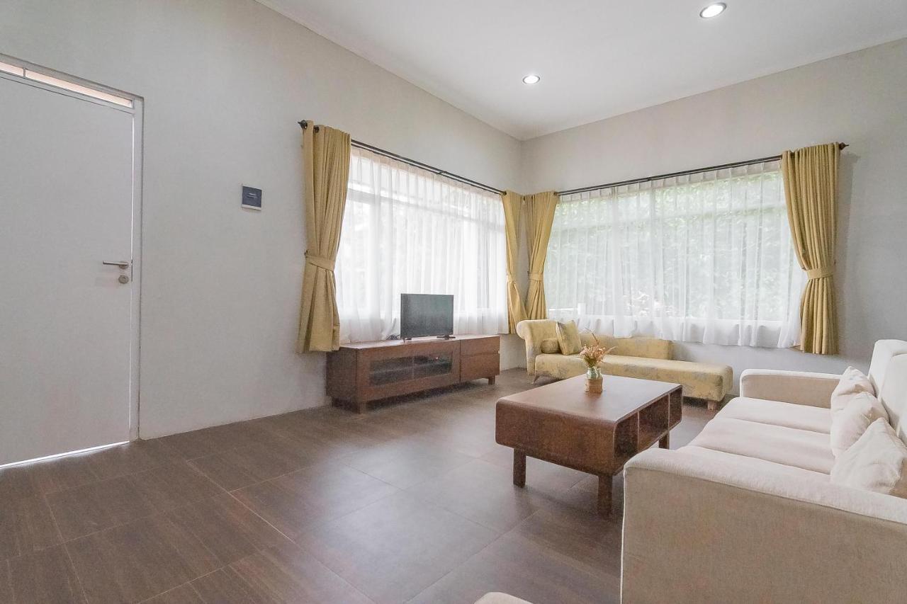 Reddoorz Resort Syariah Near D'Castello Ciater Subang Exterior foto