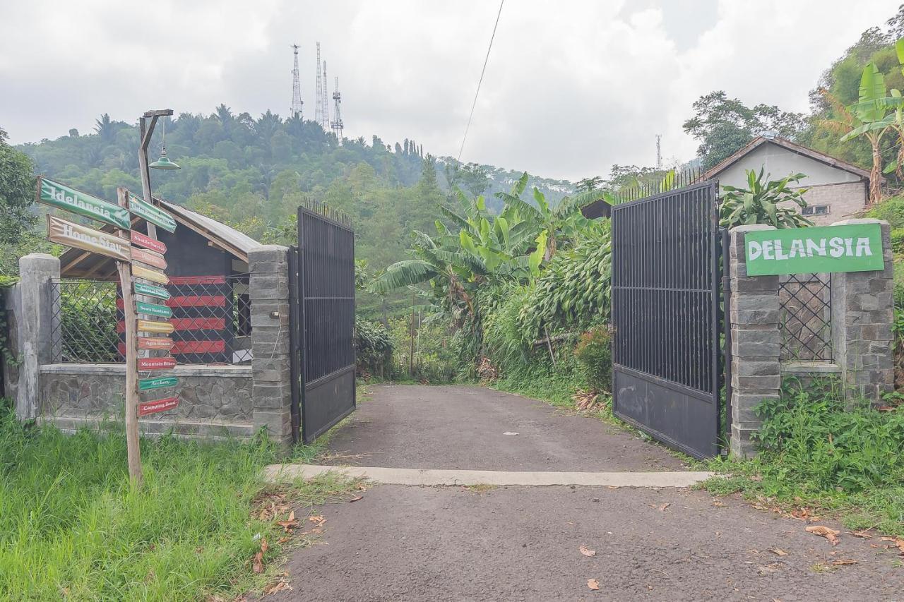 Reddoorz Resort Syariah Near D'Castello Ciater Subang Exterior foto